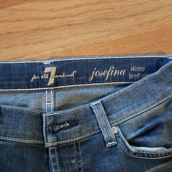 7 For All Mankind  Women’s Jeans 24 destress - Picture 2 of 11